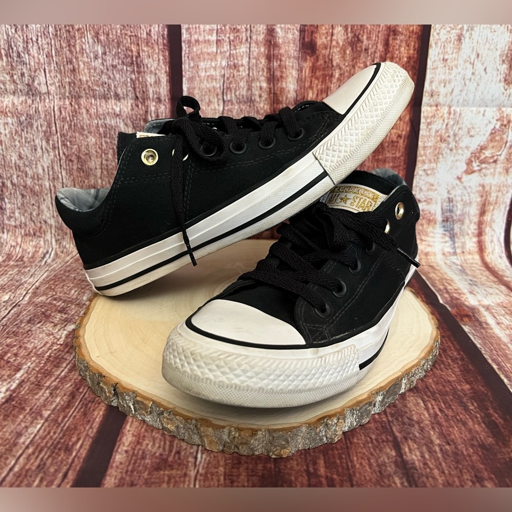 Converse | Chuck Taylor All-Star Madison Low-Top Sneakers